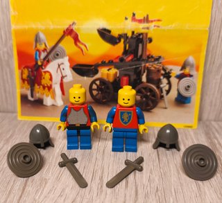 LEGO Castle 6039 Twin Arm Launcher