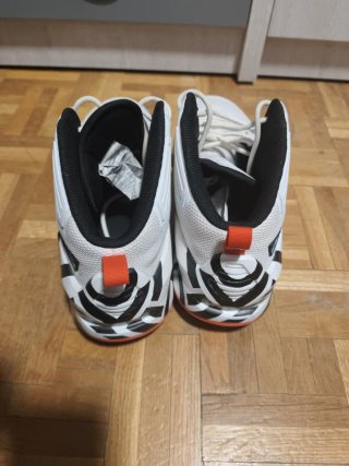 Zapatillas Baloncesto - Talla 46 EU