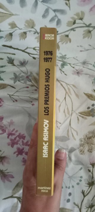Los premios Hugo 1976-1977 Gran Super ficción