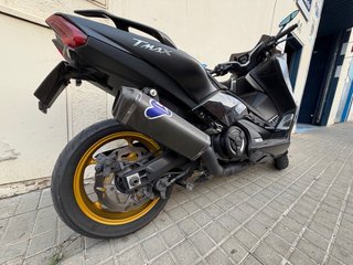 Yamaha TMAX 530 DX Negra