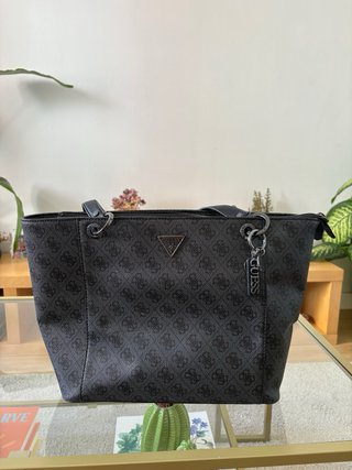 Bolso Guess Negro con Logo