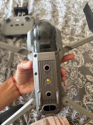 Dron DJI Mavic Air 2