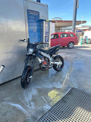 Moto derbi senda 49cc/50cc Supermotard Negra