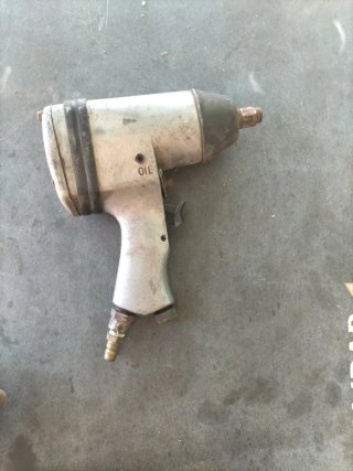 Llave de impacto neumática