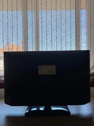 Televisión Philips LED 32” HD con HDMI – Modelo 32