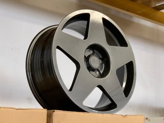PROXIMAMENTE! BOLA B10 8X18 5X108 ET45 GUN METAL