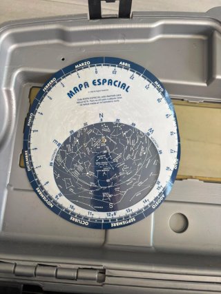 Telescopio Astrolon con trípode