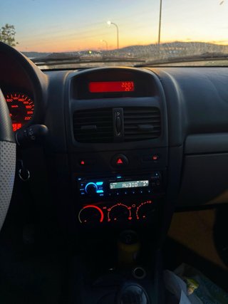 Renault Clio 2002
