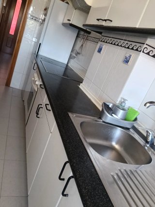 Limpieza en hogares, locales, oficinas, portales.