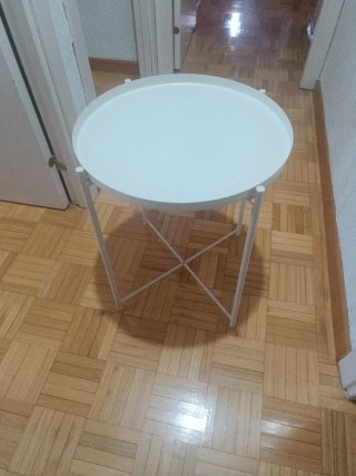 Mesa auxiliar redonda blanca Ikea