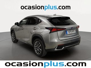 Lexus NX 2.5 300h Luxury 4WD 145 kW (197 CV)
