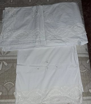 Juego Sábanas y Fundas Almohada Bordadas