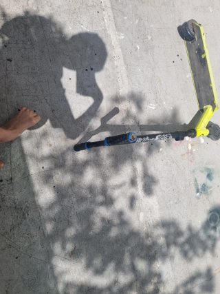 Patineta Scooter Amarillo y Negro
