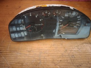 Cuadro de instrumentos au0007001 Audi A4 (B5) (19