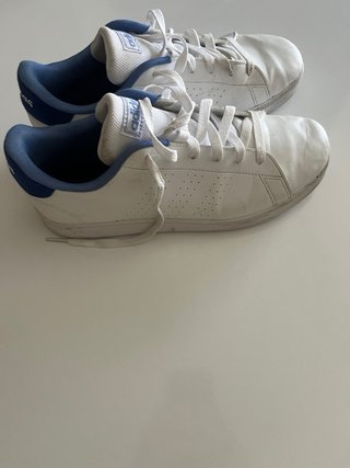 Zapatillas Adidas Blancas y Azules