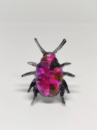 Anillo escarabajo rosa