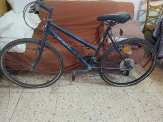 Lote de dos bicicletas Negra y azul