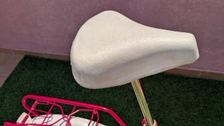 Bicicleta BH con cesta y parrilla