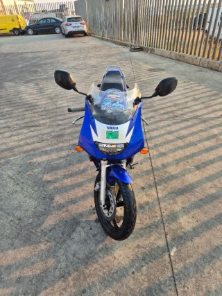 Yamaha TZR 50 Sportbike Azul/Blanco