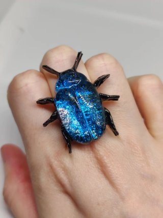 Anillo Escarabajo Azul Brillante