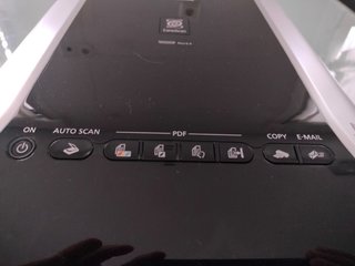 Canon CanoScan 9000F Mark II  Escanea diapositivas