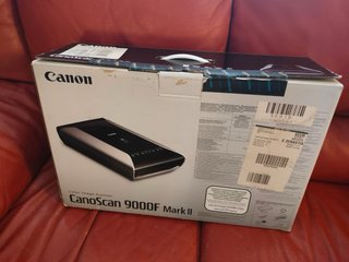 Canon CanoScan 9000F Mark II  Escanea diapositivas