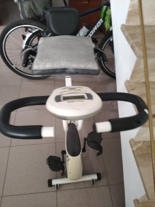 Bicicleta estática gym