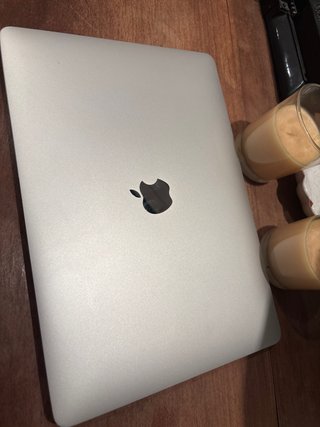 MacBook Air 13” 2018 Plata i5 1.6GHz 8GB