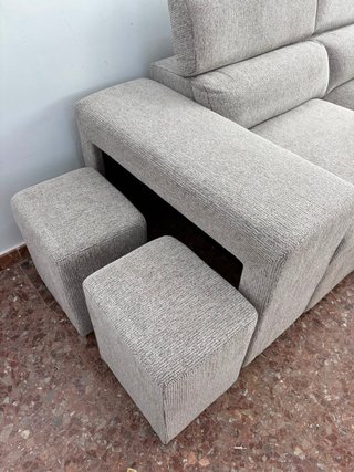 Sofá cama beige tela con 2 puffs- Envio gratis