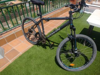Bicicleta Montaña Negra BTWIN