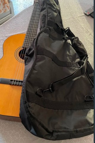 Guitarra Admira Paloma Fabricada en España