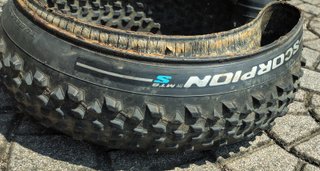 Pneumatico Pirelli Scorpion Enduro S 29x2.4