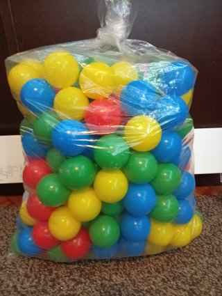 Bolas para piscina de bolas (varios colores)