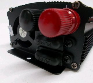 Inverter 2000W 12V 220V Trasformatore Auto USB acc