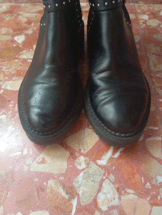 Botines Stradivarius Negros Tachuelas Hebilla