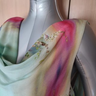 Blusa estampada floral talla L