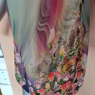Blusa estampada floral talla L