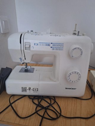 Máquina de coser SilverCrest