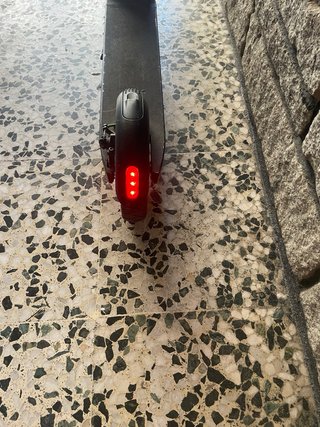 Patinete Eléctrico Gris