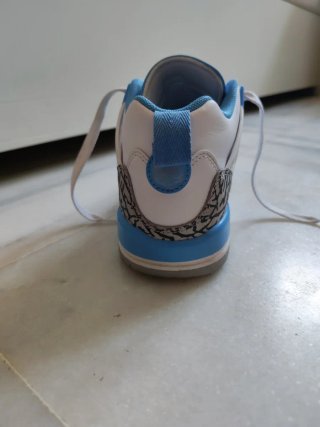 Jordan Spizike Low Azul y Blanco