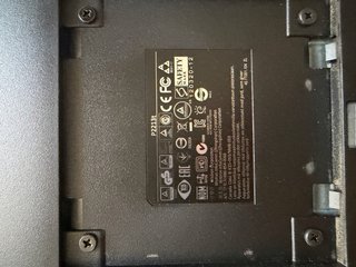 Monitor Dell P2213t