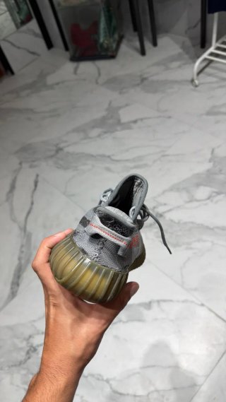 Adidas Yeezy 350 Boost V2