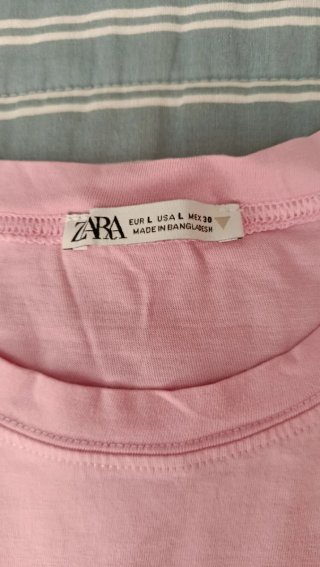 Camiseta rosa Zara talla L