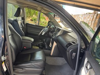 Toyota Land Cruiser 150 2011