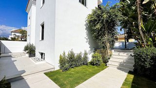 Chalet en alquiler en Nueva Andalucía centro en Marbella