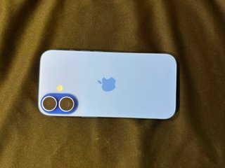 iPhone 16 Azul/Morado con tiket de compra