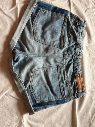 Pantalones vaqueros cortos con estrellas