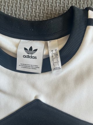 Sudadera Adidas Negra y Blanca
