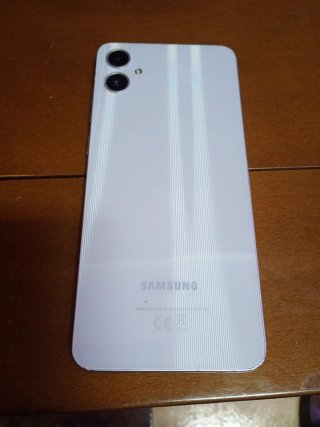 Móvil con pantalla grande Samsung Galaxy A05. 64GB