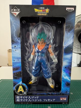 Ichiban Kuji Super Saiyan God Blue Vegito Figura